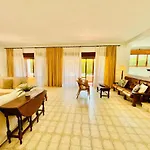 Casa Dos Trevos, 5 Bedroom With Pool فيلة *
