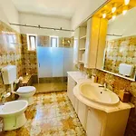 Casa Dos Trevos, 5 Bedroom With Pool فيلة