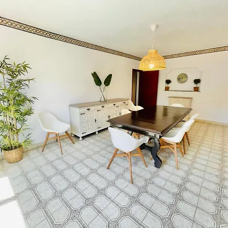 וילה Casa Dos Trevos, 5 Bedroom With Pool לאגוּ‏ש