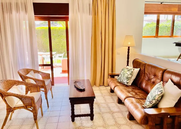 Casa Dos Trevos, 5 Bedroom With Pool Villa *