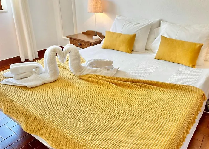 Casa Dos Trevos, 5 Bedroom With Pool * Lagos