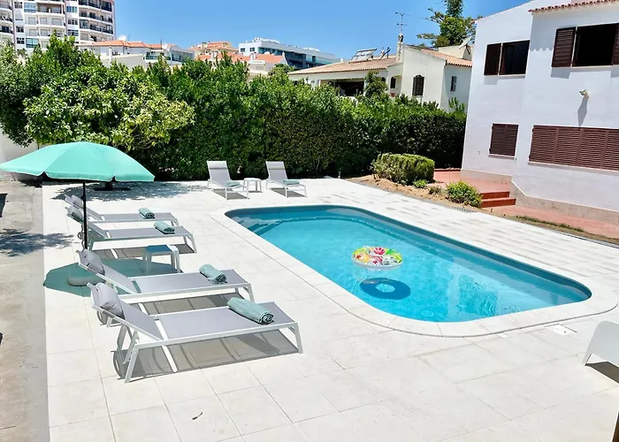 Villa Casa Dos Trevos, 5 Bedroom With Pool *