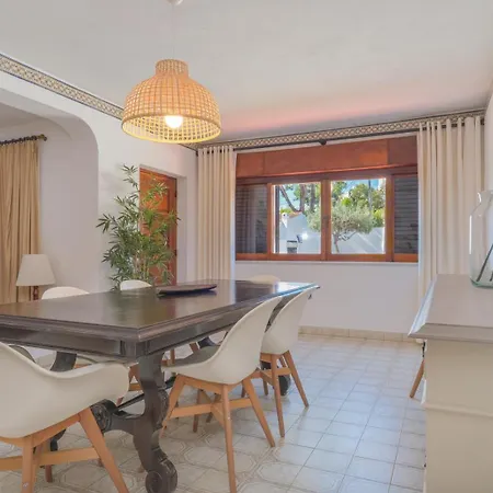 Villa Casa Dos Trevos, 5 Bedroom With Pool *