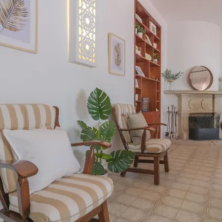 Casa Dos Trevos, 5 Bedroom With Pool Villa *