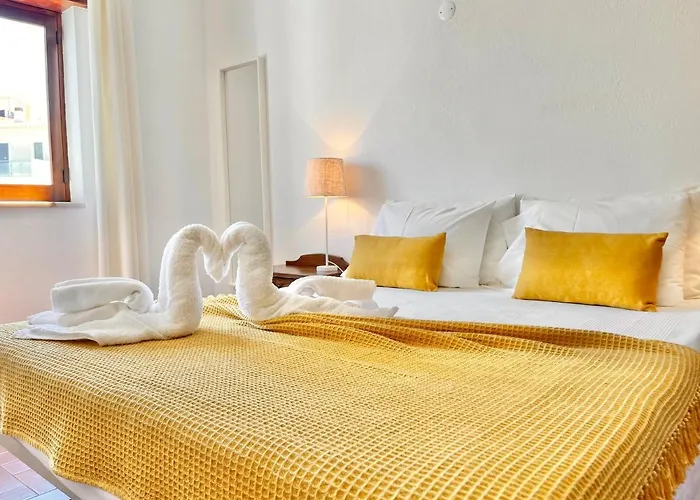 别墅 Casa Dos Trevos, 5 Bedroom With Pool 拉哥斯