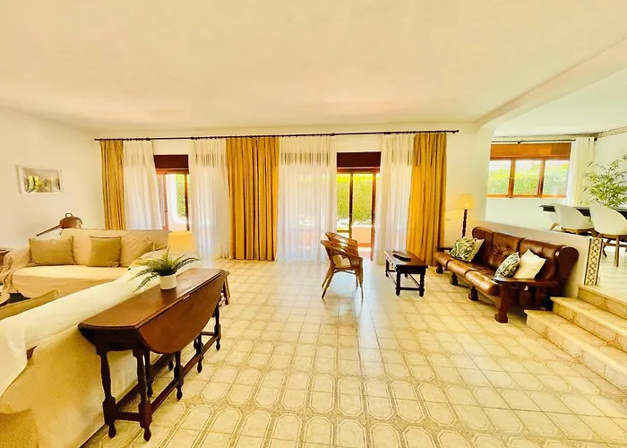 Casa Dos Trevos, 5 Bedroom With Pool 别墅 *