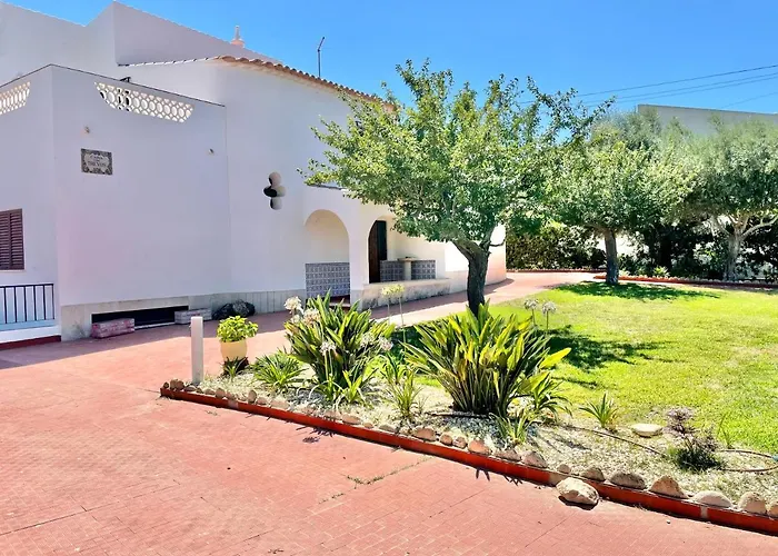 Casa Dos Trevos, 5 Bedroom With Pool Villa