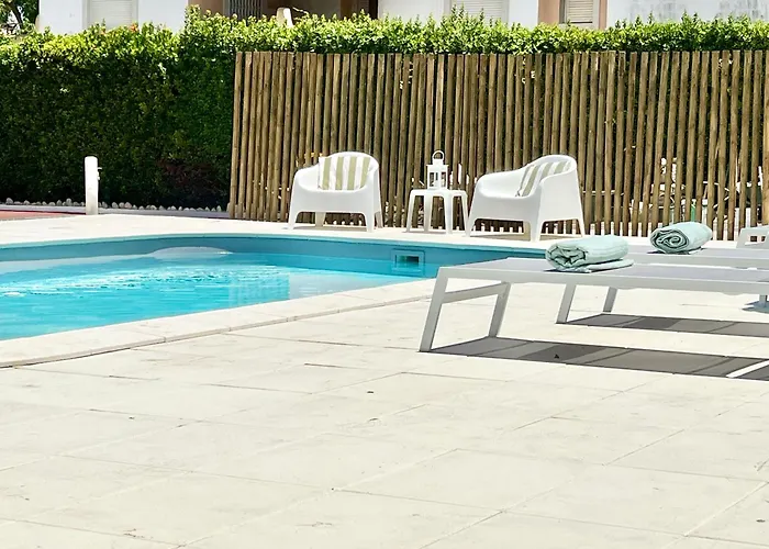 Casa Dos Trevos, 5 Bedroom With Pool 别墅 *