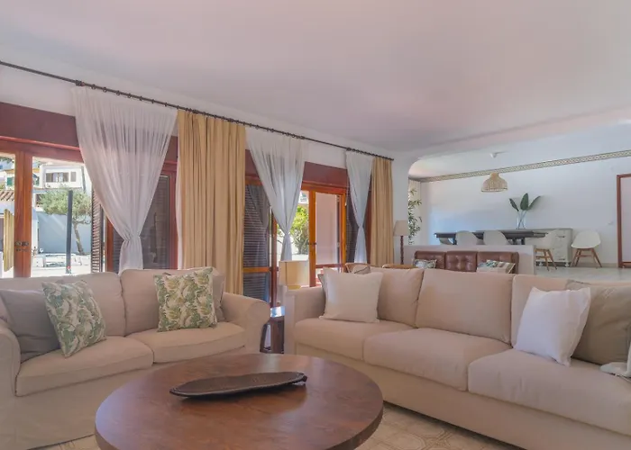 Casa Dos Trevos, 5 Bedroom With Pool 别墅 *