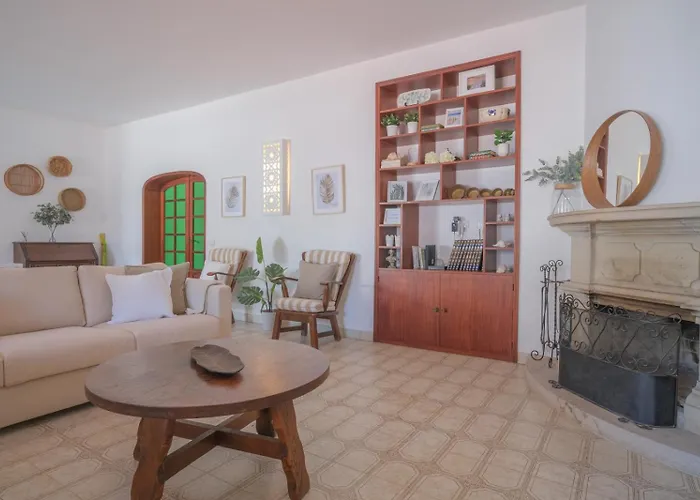 Casa Dos Trevos, 5 Bedroom With Pool 别墅 拉哥斯