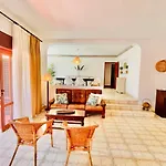 וילה Casa Dos Trevos, 5 Bedroom With Pool לאגוּ‏ש