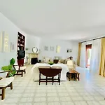 Casa Dos Trevos, 5 Bedroom With Pool וילה