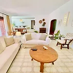 Casa Dos Trevos, 5 Bedroom With Pool וילה