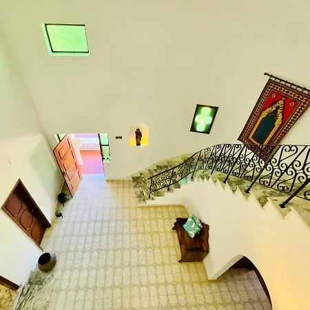 Casa Dos Trevos, 5 Bedroom With Pool Вилла Лагуш