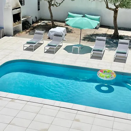 Casa Dos Trevos, 5 Bedroom With Pool * Лагуш