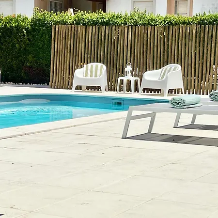 Casa Dos Trevos, 5 Bedroom With Pool וילה *